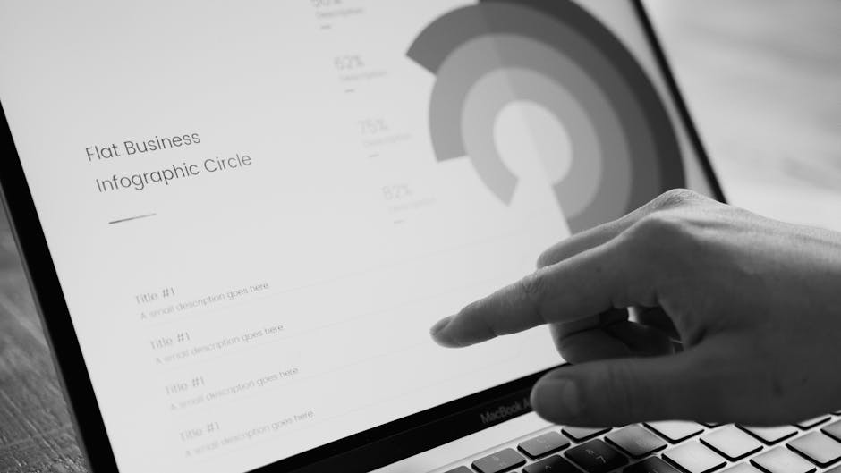 Infographic of tips icons each with visual examples like grip hand large label QR code and eco leaf arranged in a numbered circle for quick scanning Infographic of tips icons each with visual examples like grip hand large label QR code and eco leaf arranged in a numbered circle for quick scanning