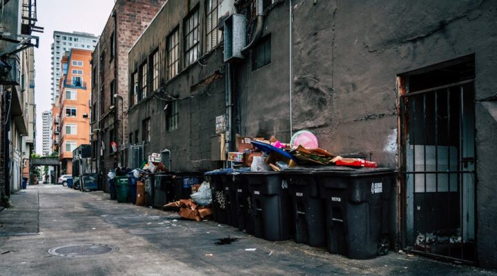 Infographic showing U S food waste statistics pie chart breaking down waste by farm residential manufacturing with icons for high barrier pouches extending shelf life